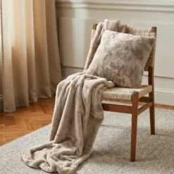 Pläd 'Aranga Super Soft Throw' 130x170cm - Brun