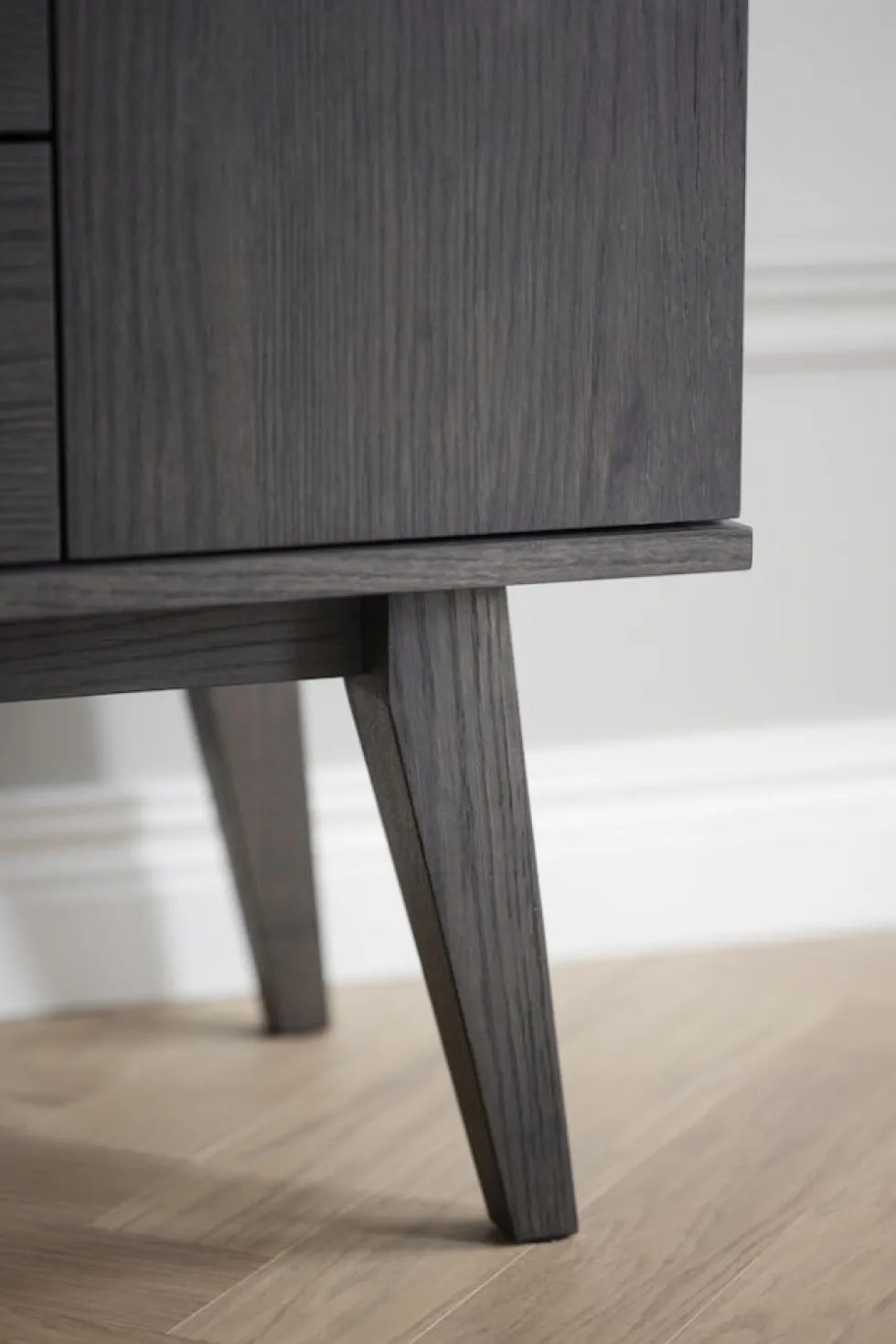 Sideboard 'Filippa' 122x85cm - Mörk ek